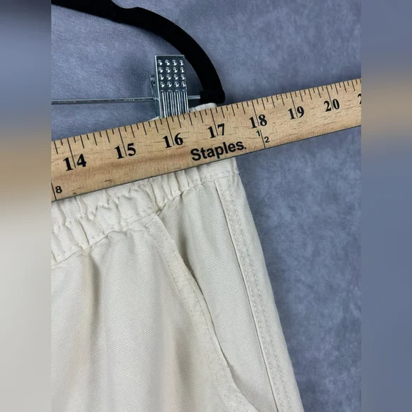Aerie High Waisted Go-For-It Baggy Cargo Pant in Toasted Coconut Size L - Picture 8 of 10
